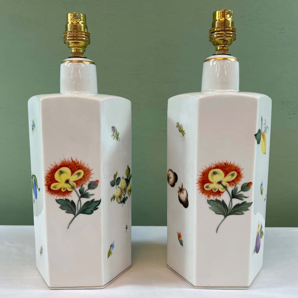 herend flowers and fruit lamp