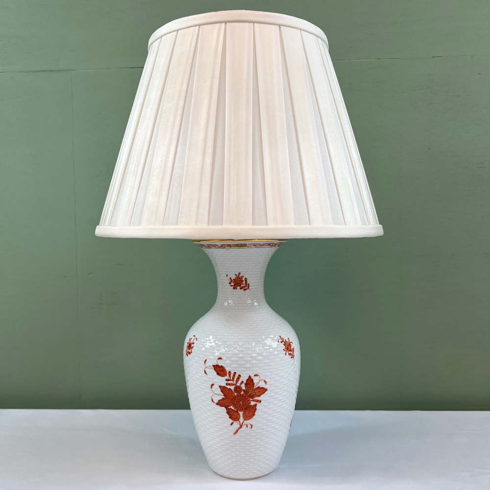 herend lamp in apponyi orange