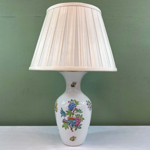 herend queen victoria lamp